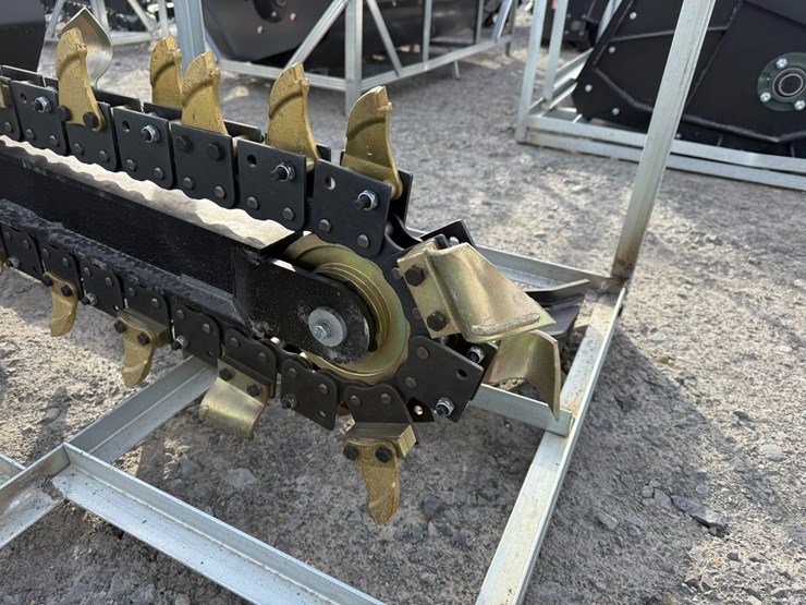 #2068-•-unused-skid-steer-trencherinv#-35968-image-5