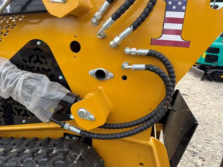 #84-•-unused-agt-mx-mrt14-stand-on-skid-steer-loader-mxmrt142025000994-inv#-35730-image-20