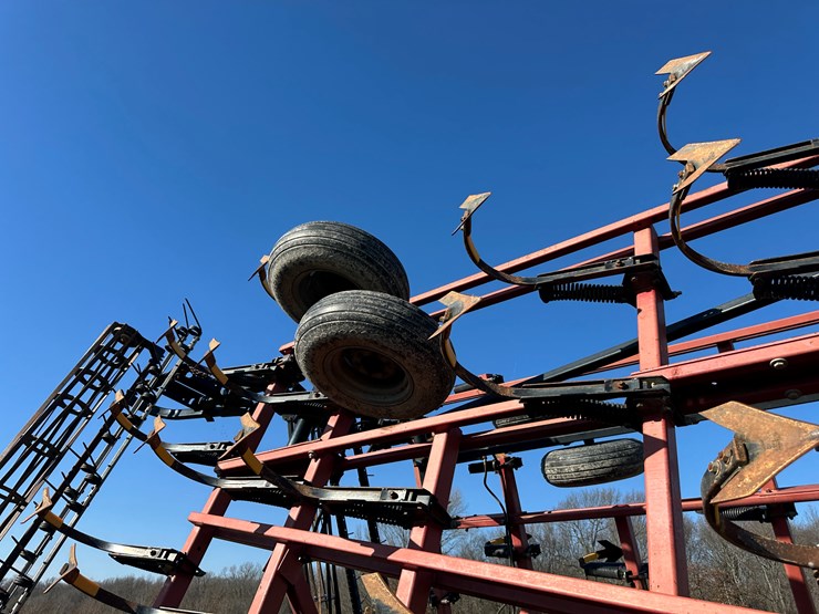 case-ih-200-image-50