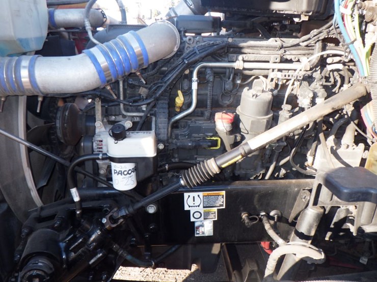 2022-kenworth-t680-image-26