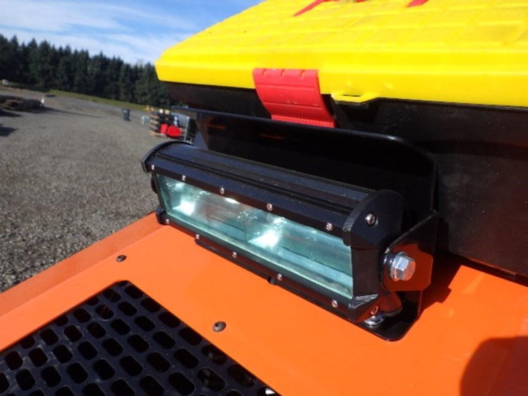 2025-sdlool-v1000-skid-steer-tracked-loader-image-12