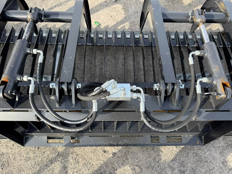 #2066-•-unused-jct-80"-skid-steer-rock-grapple-bucketinv#-36011-image-6