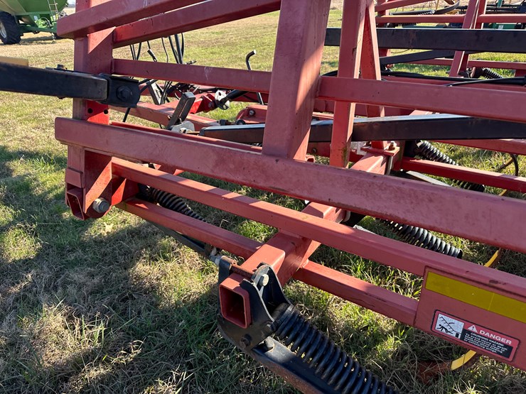case-ih-200-image-35