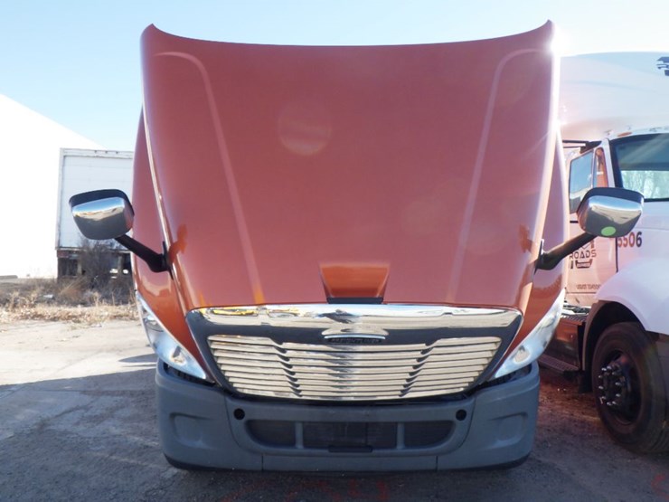 2017-freightliner-cascadia-125-evolution-image-28