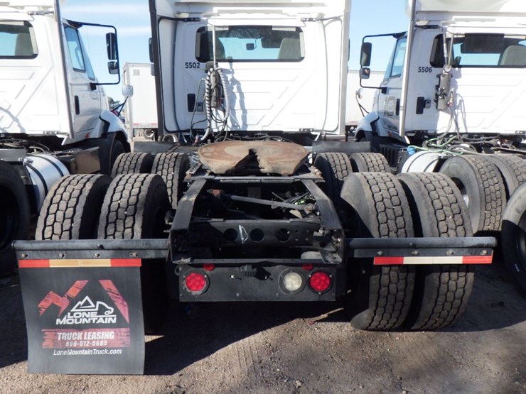 2017-international-prostar-image-8