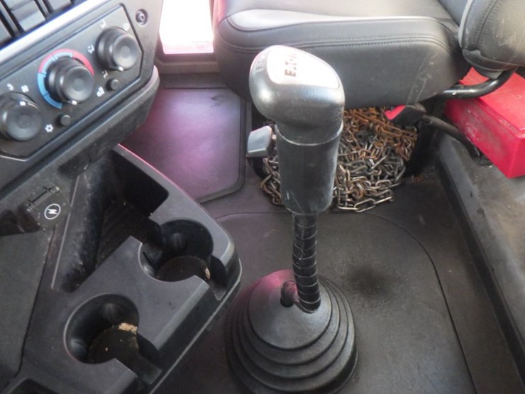 2020-mack-an64t-image-14