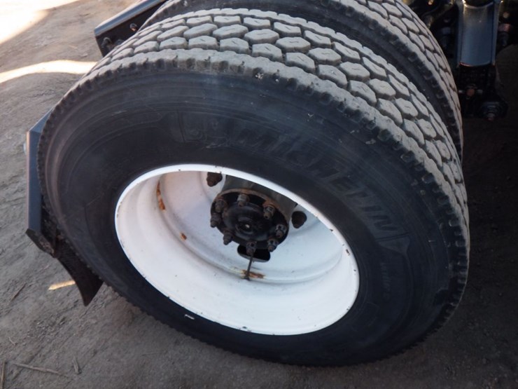 2020-mack-an64t-image-14