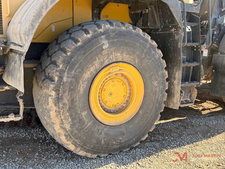 2019-komatsu-wa500-8-image-25