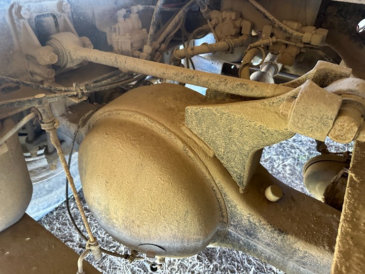 1997-caterpillar-10-image-15