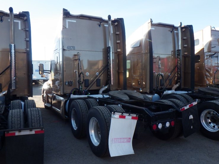 2022-kenworth-t680-image-11