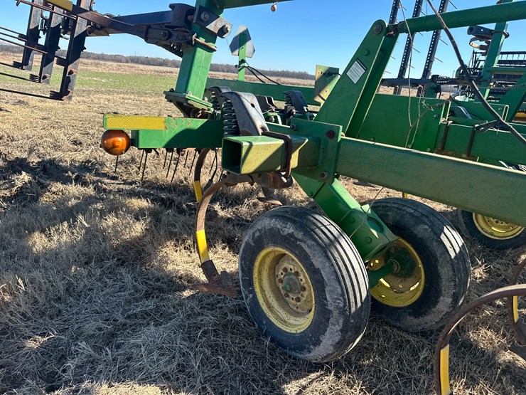 john-deere-27-image-59