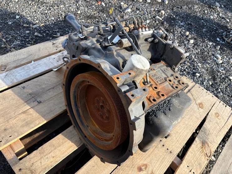 new-holland-l220-image-4