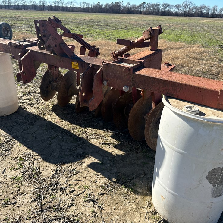 #35268 • Levee Plow