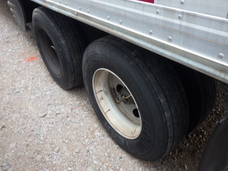 2020-hyundai-translead-image-12