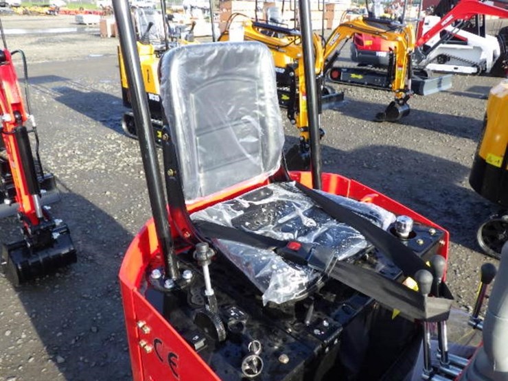 2025-vicsec-13-hydraulic-excavator-image-15