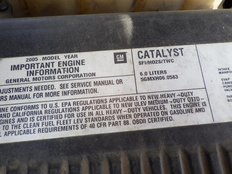 2005-chevrolet-3500-image-15