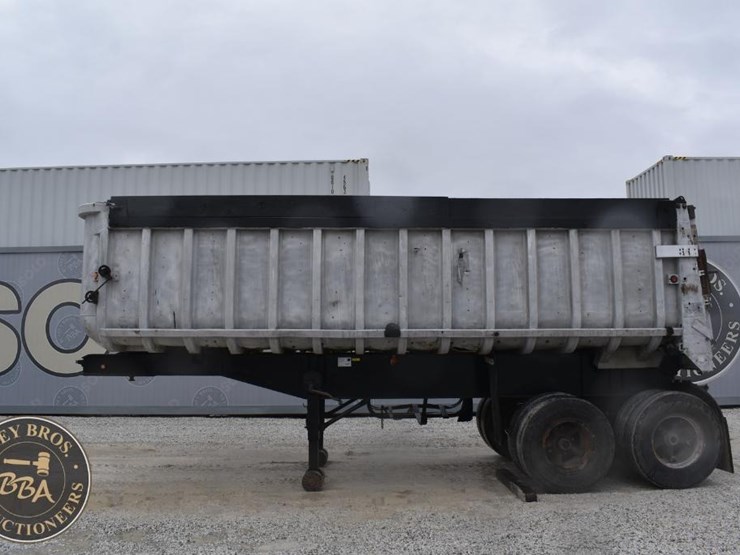 1967-fruehauf-end-dump-image-2