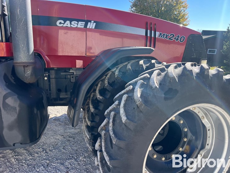2001-case-ih-mx240-image-15