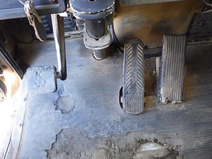 kenworth-14'-t/a-dump-truck-image-33