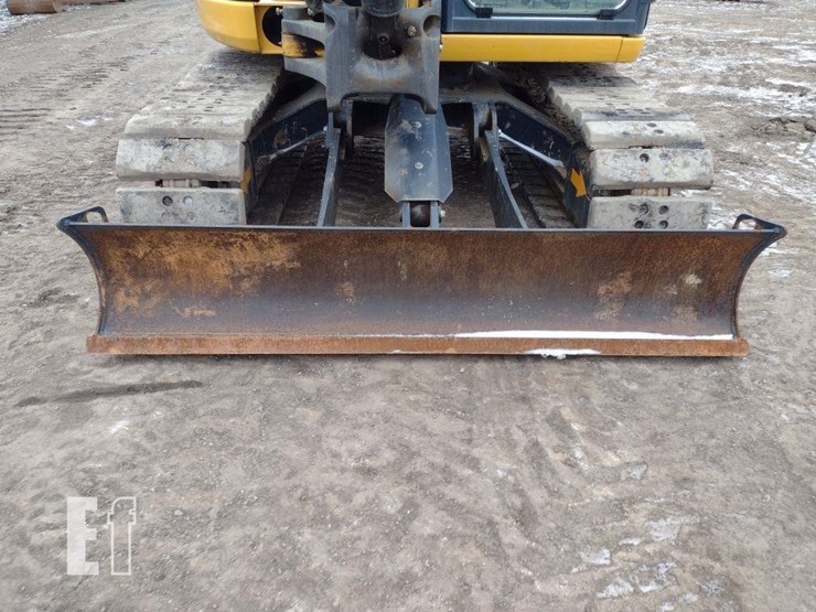 2021-deere-85g-image-19