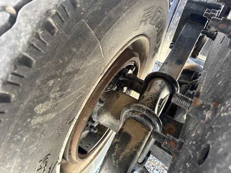 1998-volvo-vn-image-17