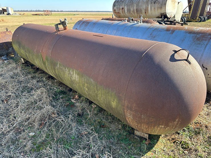 #35826-•-delta-tank-mfg-~1,000-gallon-tank-image-4