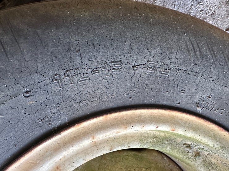 #35879-•-lot-of-(5)-tires-&-(3)-rims-image-8