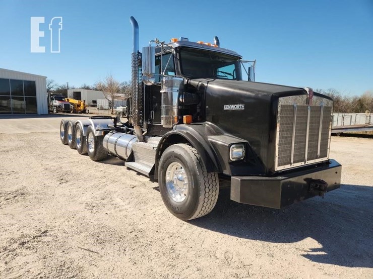 2012-kenworth-t800-image-1