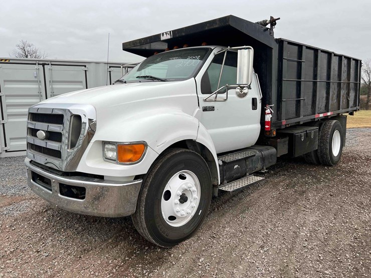 2008-ford-f650-xl-image-1