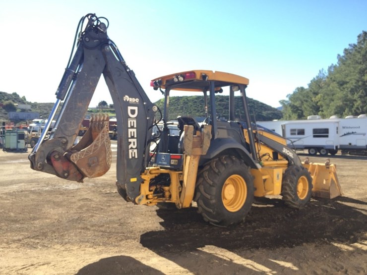 2017-deere-310sl-image-3