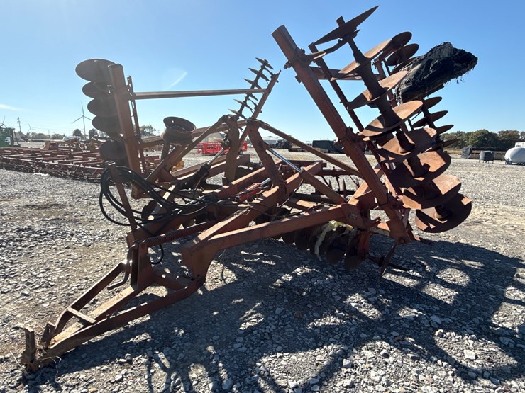 #384-•-international-~25’-disk-inv#29194-image-1