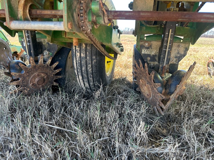 35257-john-deere-12-image-68