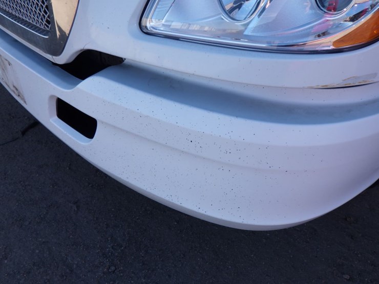 2016-kenworth-t680-image-3