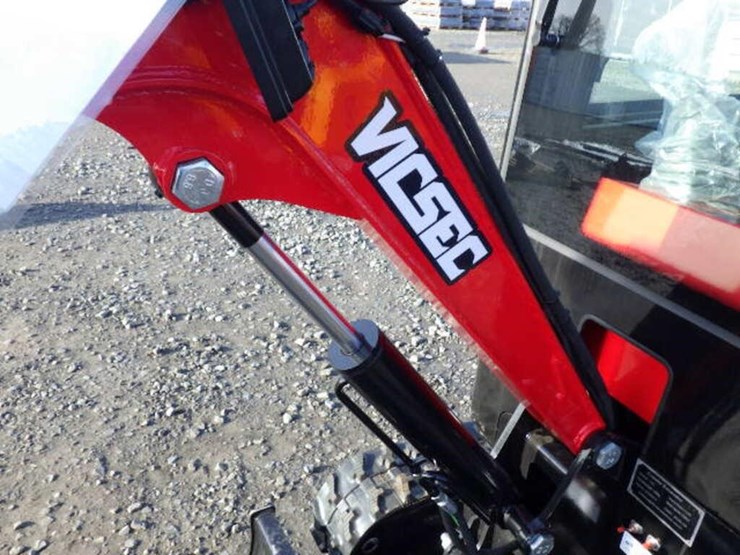 2025-vicsec-13c-hydraulic-excavator-image-8