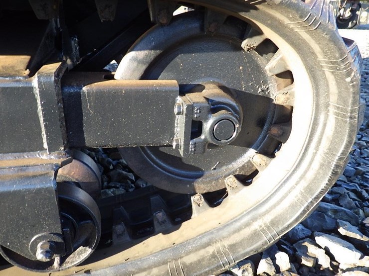 carrier-rg-30-6'-tracked-dumper-image-10