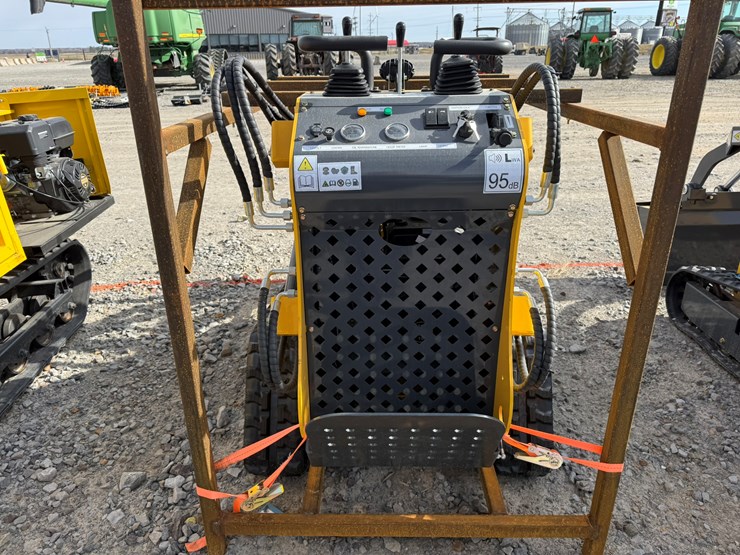 #86-•-unused-sdlanch-sdl60-stand-on-skid-steer-loader-a2510206378-inv#-35039-image-25