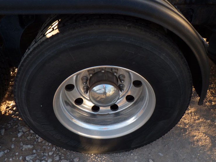 2014-kenworth-t800-image-7