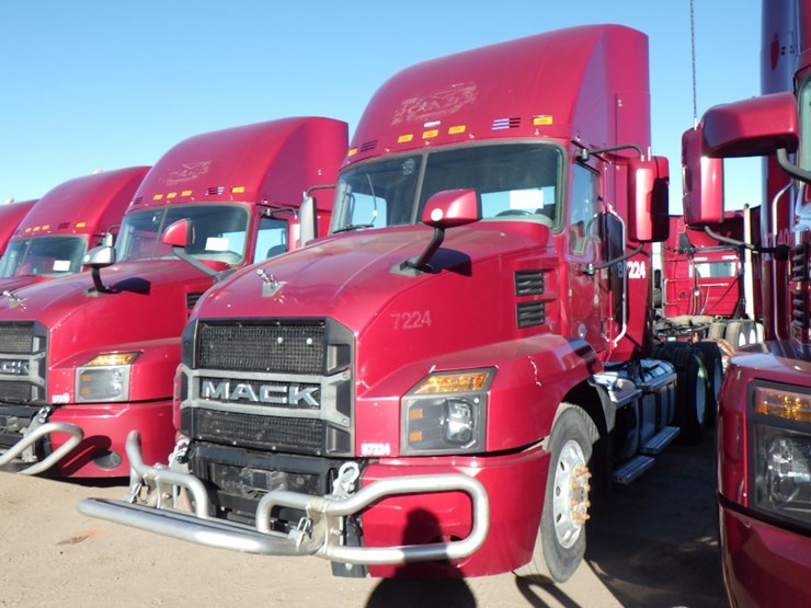 2020-mack-an64t-image-1