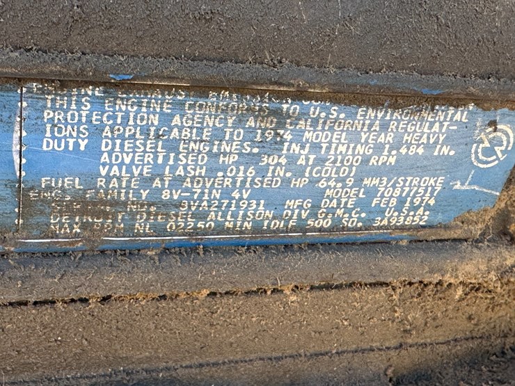 1974-ford-9000-image-55