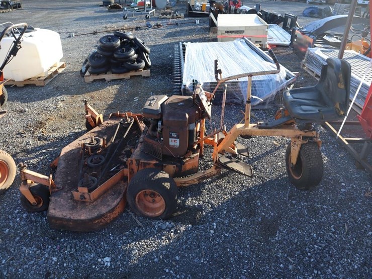 3-wheel-skag-riding-mower-non-running-image-5