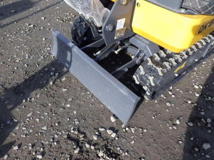 2025-cfg-qk18r-hydraulic-excavator-image-9