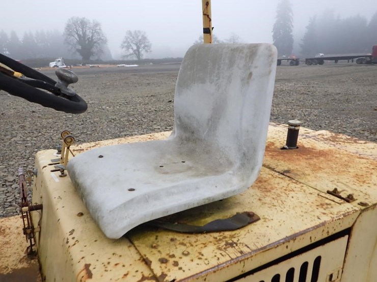 baker-fjf-060-m05-forklift-image-13