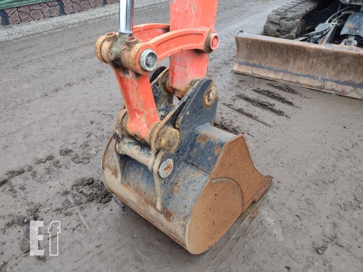 kubota-kx057-5-image-16