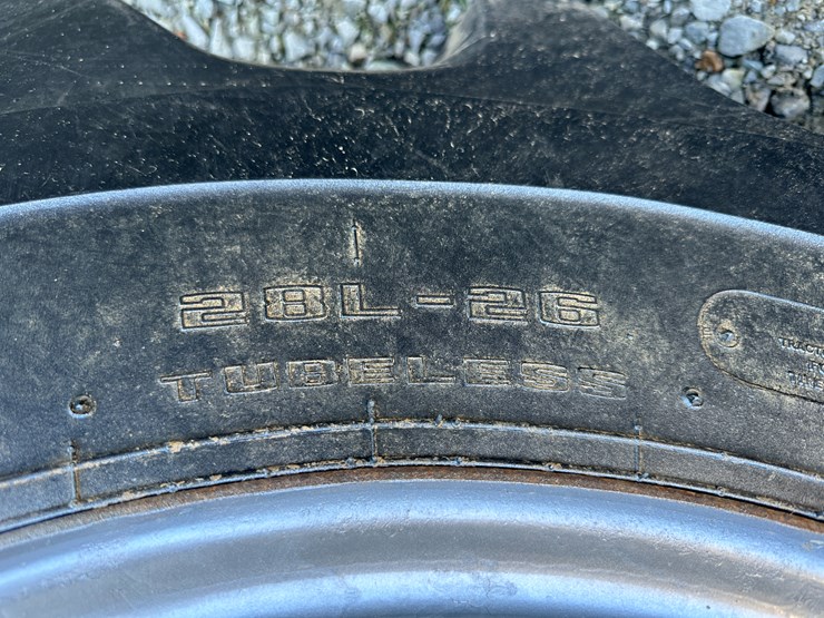 #35797-•-2011-case-7120-combine-image-5