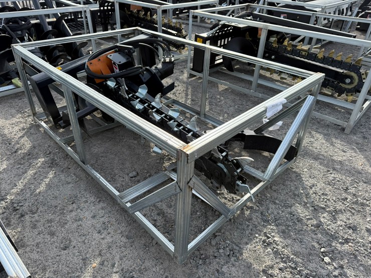 #2069-•-unused-jct-6'-skid-steer-trencherinv#-35995-image-4
