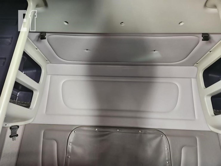 2016-peterbilt-389-image-14