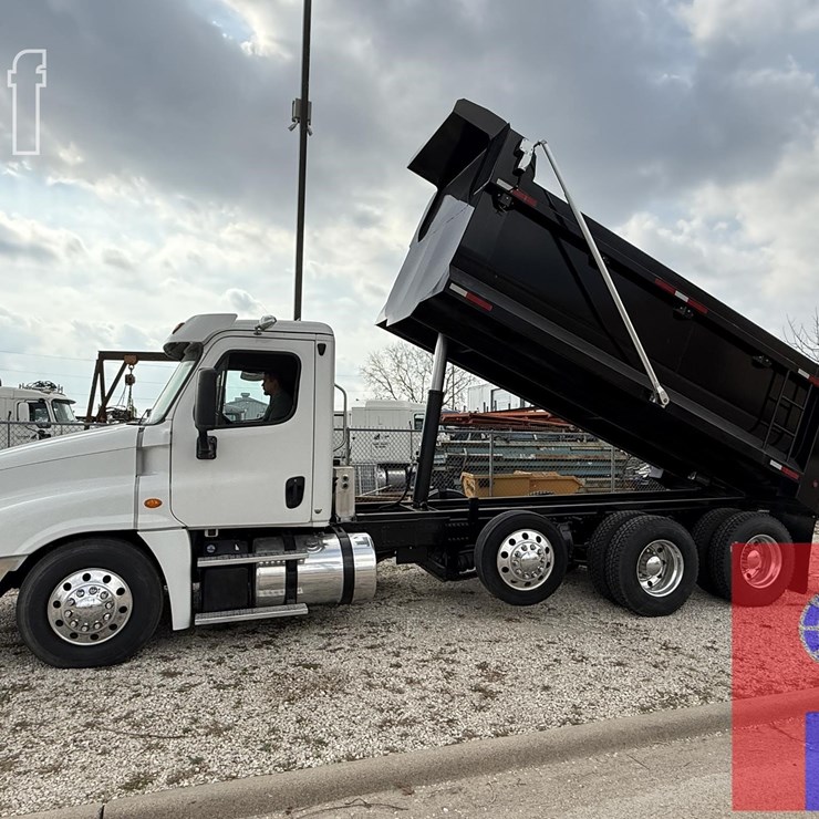 2018 FREIGHTLINER CASCADIA 125