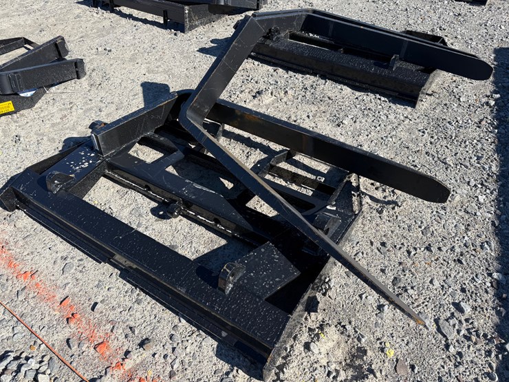 #22784-•-unused-agt-isocpf48-6600-ff-48"-wheel-loader-forks-image-2