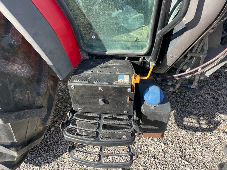 2018-massey-ferguson-4710-image-13