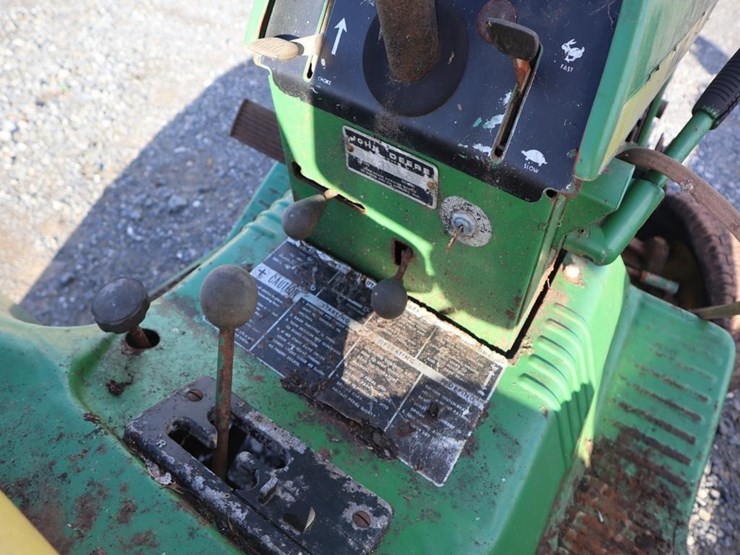 john-deere-112-image-17